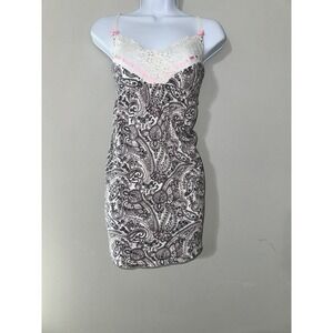 Victorias Secret Floral Crochet Neckline 100% Cotton Chemise Nightgown EUC Sz‎ M
